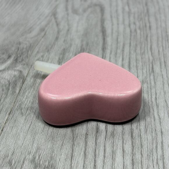 Nora Fleming RETIRED Be mine PINK HEART Mini A154 New - Picture 4 of 7